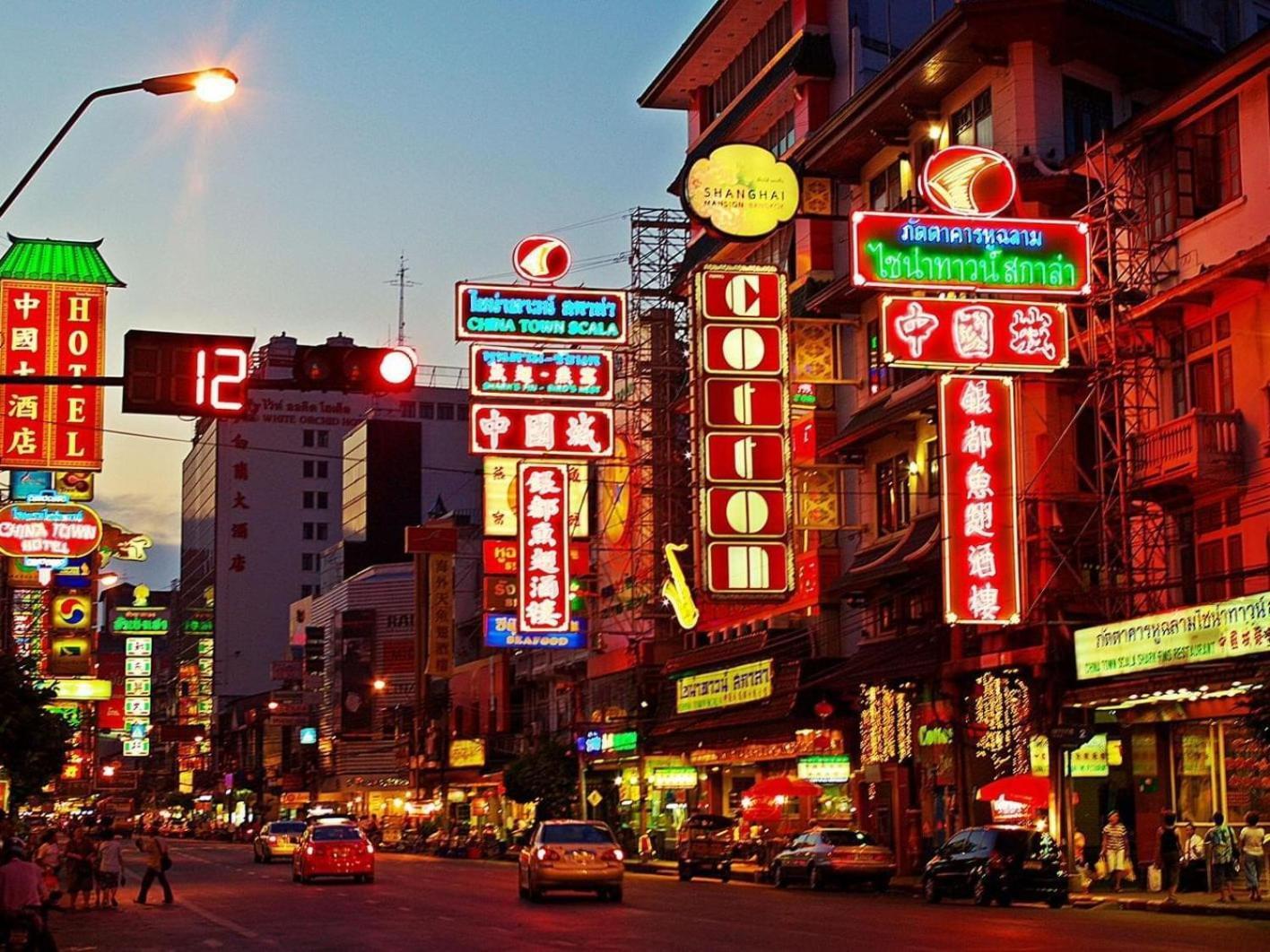 Silom Guesthouse กรุงเทพมหานคร ภายนอก รูปภาพ