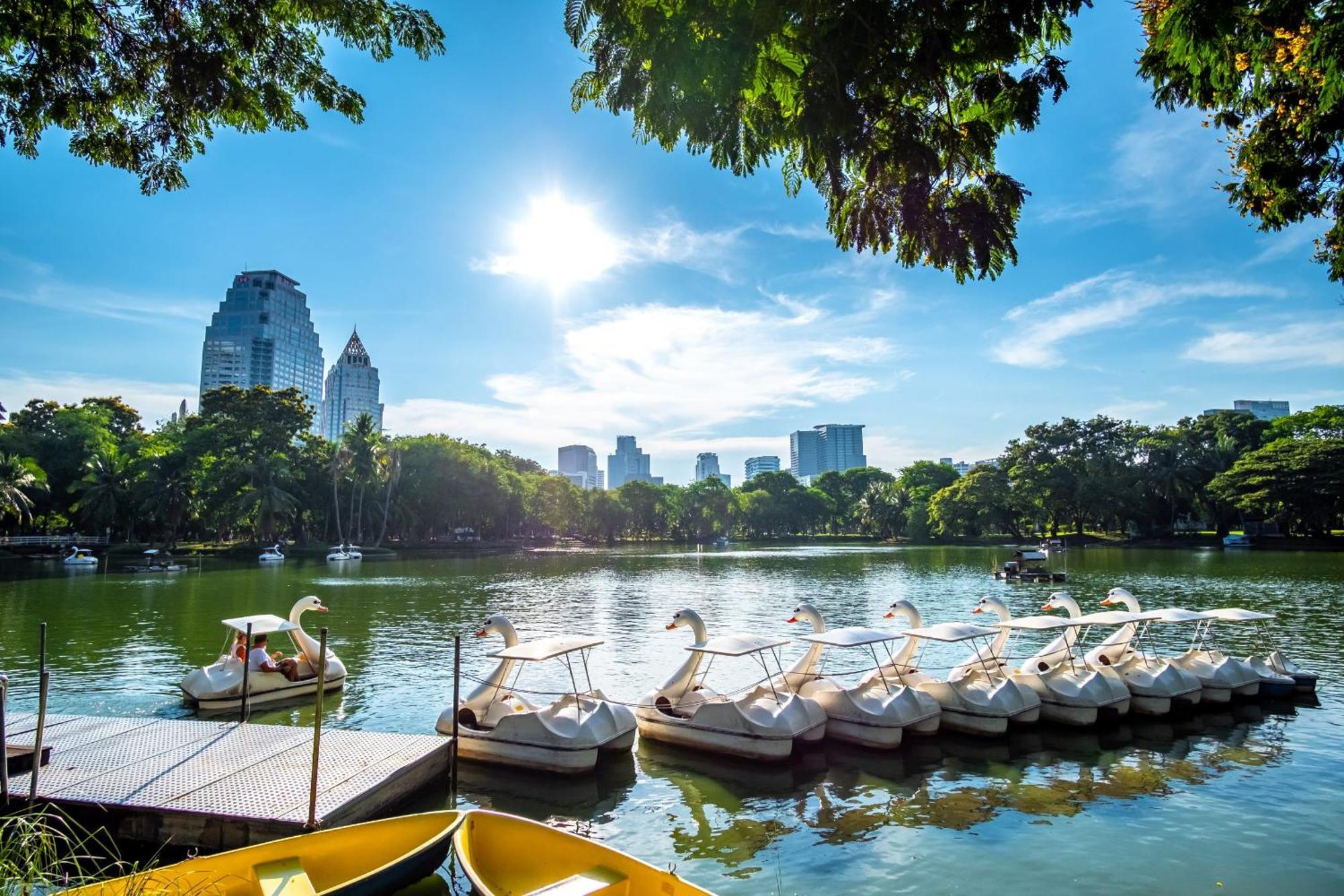 Silom Guesthouse กรุงเทพมหานคร ภายนอก รูปภาพ